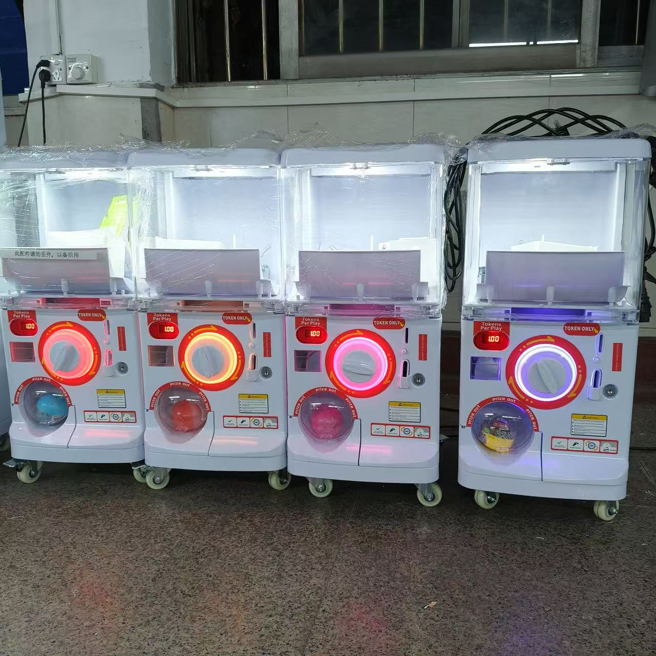 Kids Toys Vending Machine - ماكينة بيع كبسولات ألعاب يابانية صغيرة